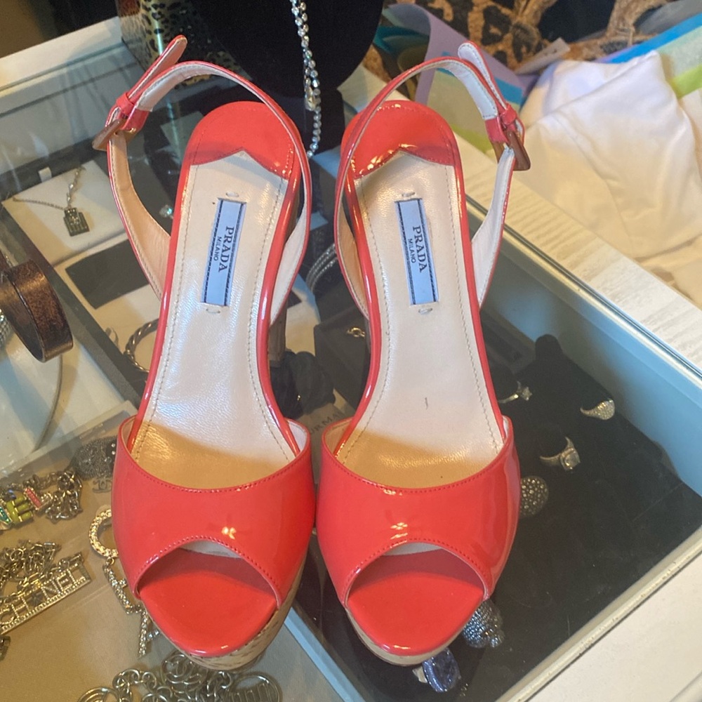 Prada coral cork slingback